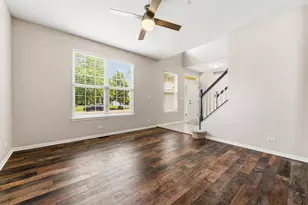 32804 Bending Creek Road, Lakemoor, IL 60051 - Photo 5