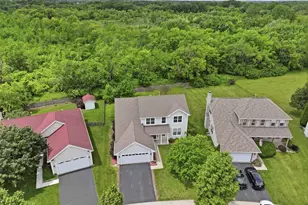 32804 Bending Creek Road, Lakemoor, IL 60051 - Photo 45