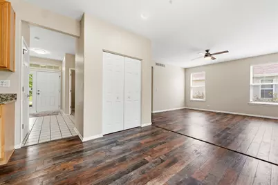 32804 Bending Creek Road, Lakemoor, IL 60051 - Photo 15