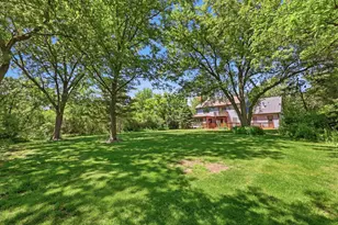 107 Roxborough Pl, Inverness, IL 60010 - Photo 33