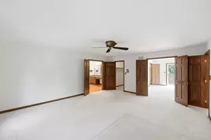 107 Roxborough Pl, Inverness, IL 60010 - Photo 21