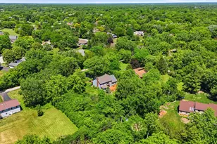 107 Roxborough Pl, Inverness, IL 60010 - Photo 39