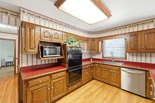 107 Roxborough Pl, Inverness, IL 60010 - Photo 13