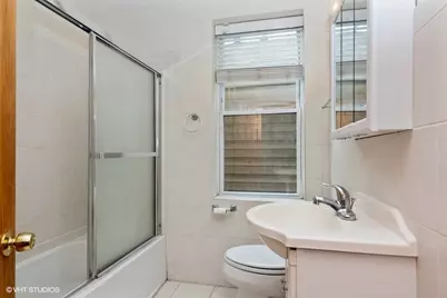 [Address not provided], Chicago, IL 60607 - Photo 7