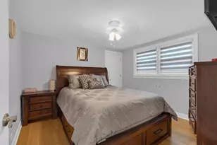 7737 Meade Ave, Burbank, IL 60459 - Photo 13
