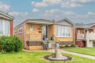 7737 Meade Ave, Burbank, IL 60459 - Photo 1