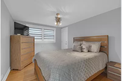 7737 Meade Avenue, Burbank, IL 60459 - Photo 15