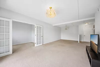 190 N Milwaukee Avenue #401, Wheeling, IL 60090 - Photo 5