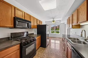 190 N Milwaukee Ave, Wheeling, IL 60090 - Photo 13