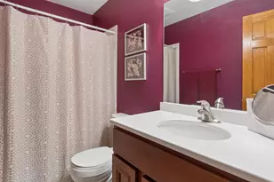 6601 MacArthur Dr, Woodridge, IL 60517 - Photo 7