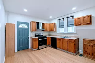 834 N Kolin Ave, Chicago, IL 60651 - Photo 3