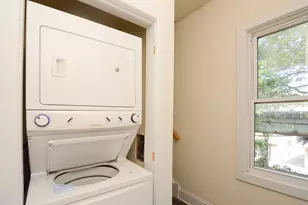 1314 W Roscoe St, Chicago, IL 60657 - Photo 19