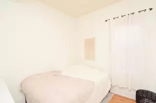 1314 W Roscoe St, Chicago, IL 60657 - Photo 9