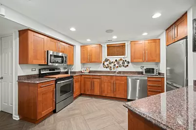 [Address not provided], Burr Ridge, IL 60527 - Photo 45