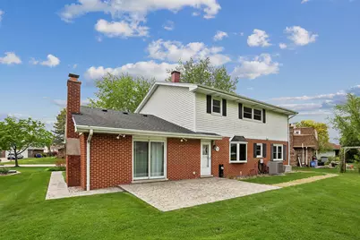 3020 Spring Green Drive, Darien, IL 60561 - Photo 7