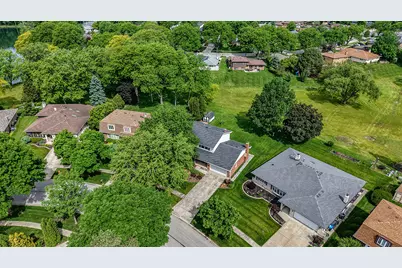 3020 Spring Green Drive, Darien, IL 60561 - Photo 45