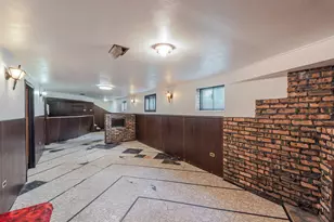 690 E Sibley Blvd, Dolton, IL 60419 - Photo 17
