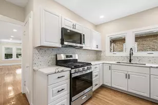 1018 S 10th Ave, Maywood, IL 60153 - Photo 9