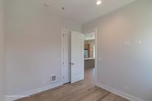 6302 S Champlain Ave, Chicago, IL 60637 - Photo 9
