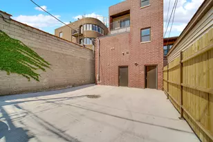 3225 S Halsted St, Chicago, IL 60608 - Photo 23