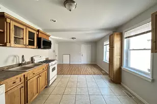 2458 N Clybourn Ave, Chicago, IL 60614 - Photo 7