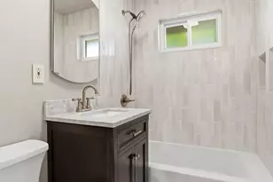 2213 Mayfair Ave, Westchester, IL 60154 - Photo 13