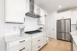 1205 Josiah Rd, Naperville, IL 60563 - Photo 5
