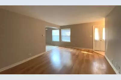 132 Brookwood Court, Vernon Hills, IL 60061 - Photo 3