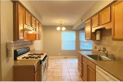 132 Brookwood Court, Vernon Hills, IL 60061 - Photo 5