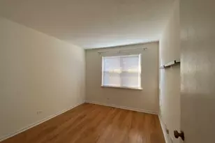 132 Brookwood Ct, Vernon Hills, IL 60061 - Photo 13
