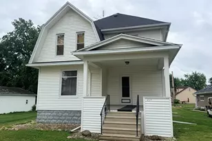 217 W Chestnut St, Compton, IL 61318 - Photo 1
