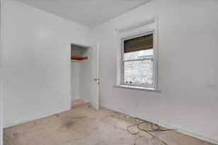 7011 S Calumet Ave, Chicago, IL 60637 - Photo 5