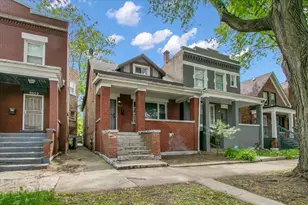 7011 S Calumet Ave, Chicago, IL 60637 - Photo 1