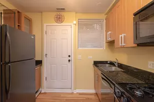 3103 W Lawrence Ave, Chicago, IL 60625 - Photo 3