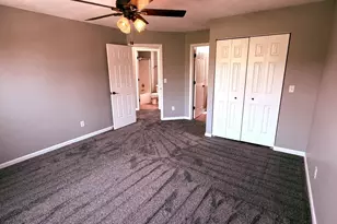 2433 River Oaks Ln, Rockford, IL 61102 - Photo 13