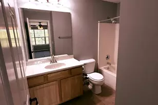 2433 River Oaks Ln, Rockford, IL 61102 - Photo 15