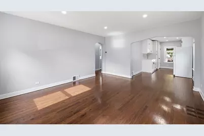 9709 51st Avenue, Oak Lawn, IL 60453 - Photo 7