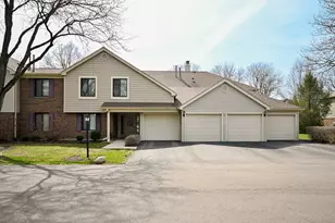 27W685 Grasmere Dr, Winfield, IL 60190 - Photo 1