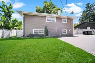 1020 Hahn Pl, West Chicago, IL 60185 - Photo 35