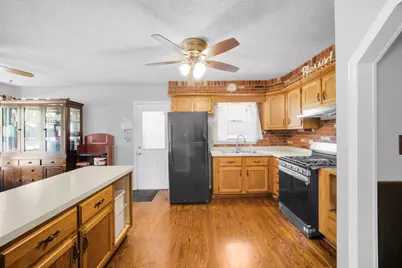 1020 Hahn Place, West Chicago, IL 60185 - Photo 9