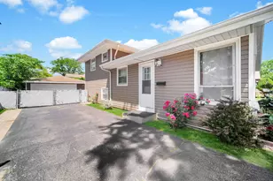 1020 Hahn Pl, West Chicago, IL 60185 - Photo 5