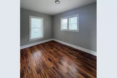 705 North Avenue #Lower, Aurora, IL 60505 - Photo 3