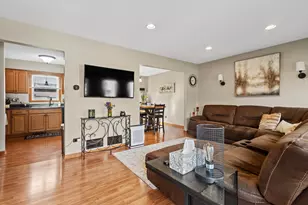 11126 Kimberly Trail, Mokena, IL 60448 - Photo 3