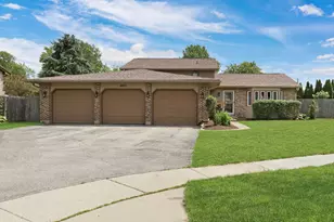 [Address not provided], Gurnee, IL 60031 - Photo 1