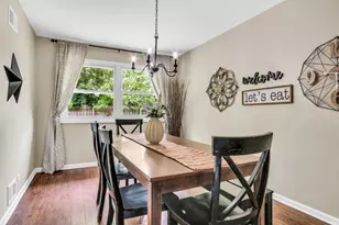 [Address not provided], Gurnee, IL 60031 - Photo 9