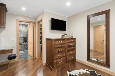 7730 Brookhaven Avenue, Darien, IL 60561 - Photo 9