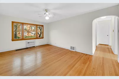 1931 W Albion Avenue #1, Chicago, IL 60626 - Photo 5