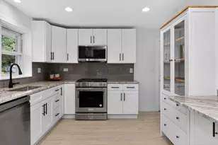 51 W Marilyn Terrace, Addison, IL 60101 - Photo 5