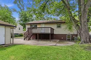419 E Maple Dr, Glenwood, IL 60425 - Photo 23