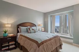 161 E Chicago Ave, Chicago, IL 60611 - Photo 7